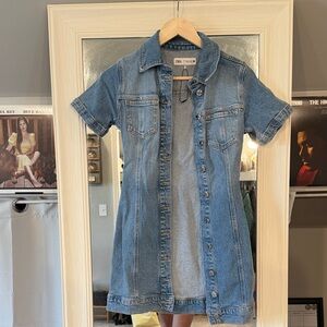 Zara Medium Wash Denim Short Sleeve Button-Up Dress